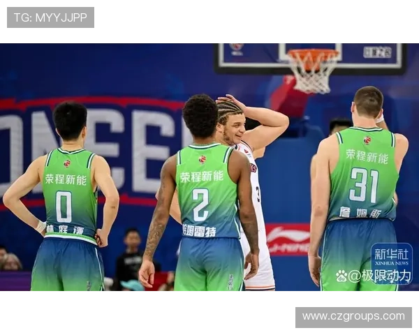 [CBA]张宁持球加速突破 右手挑篮绝杀对手.